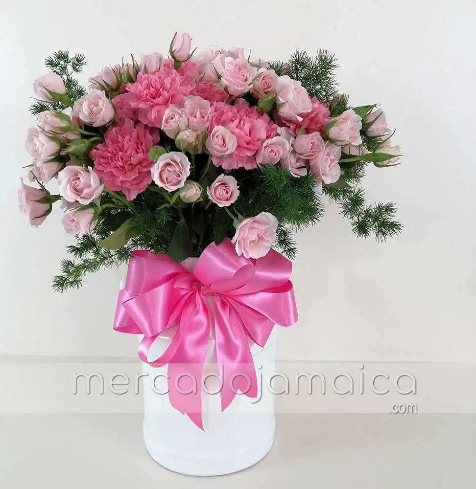Arreglo Mini Rosas y Claveles en Florero CDMX